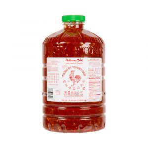 Huy Fong foods garlic chili sauce (3 Bottles x 136oz)